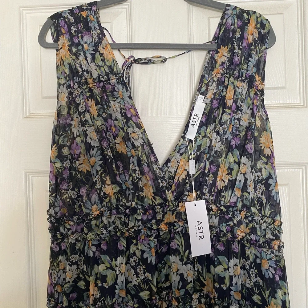 ASTR the Label Edessa Floral Tiered Ruffle Maxi Dress - Picture 6 of 8